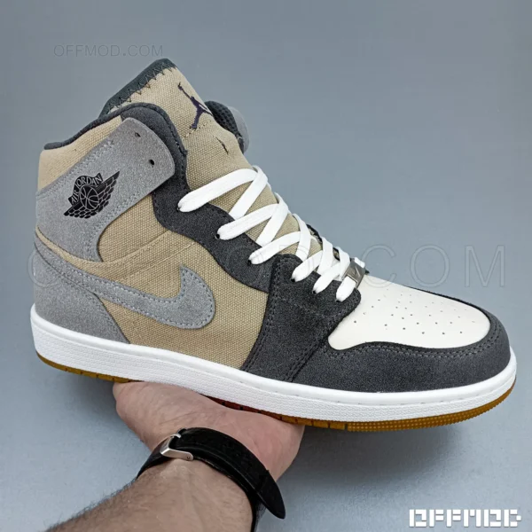 نایک جردن 1 کرم طوسی سفید