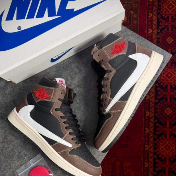 کتونی نایک ایر جردن تراویس  Nike Air Jordan 1 Travis Mocha